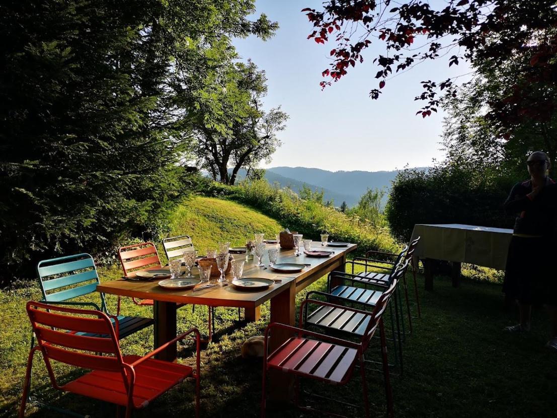 Maison Le Rozet Les Gras Esterno foto